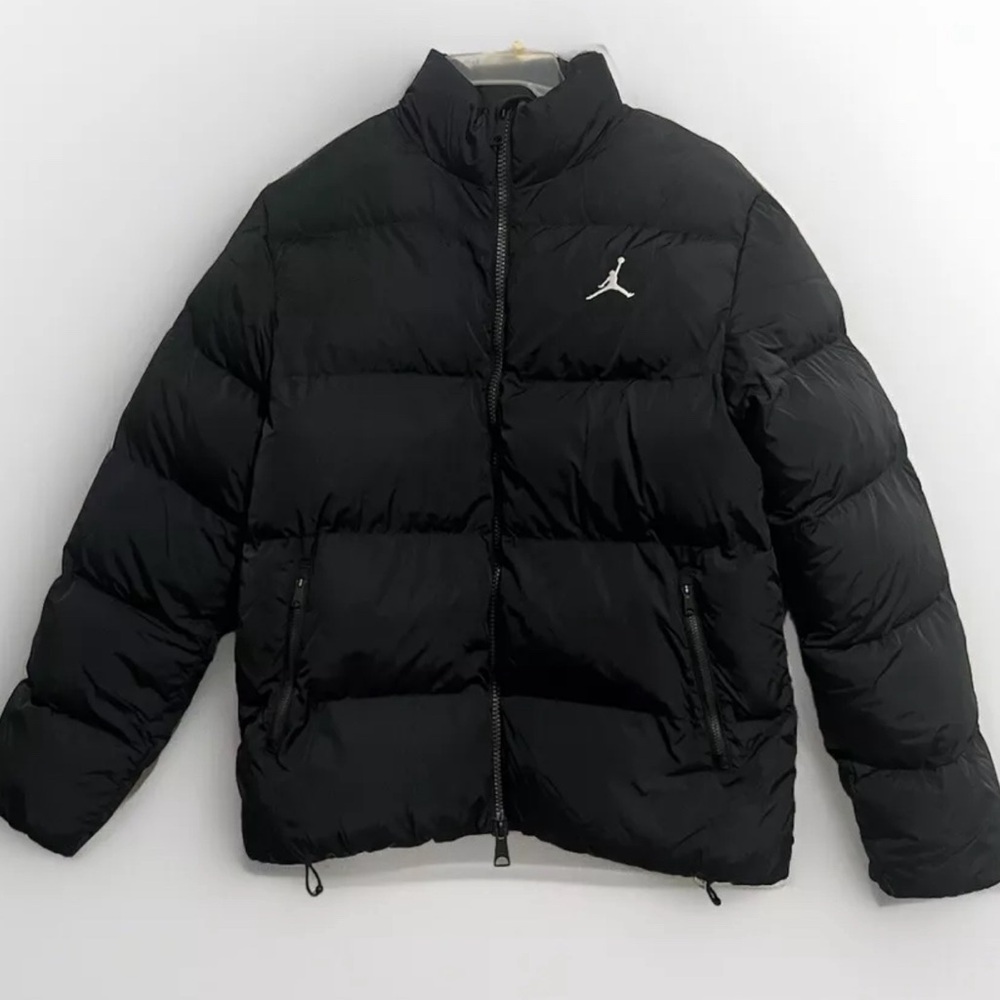 Nike Jordan Essentials Poly Puffer Zip Black White Mens Jacket Sz L (FB7331-010)